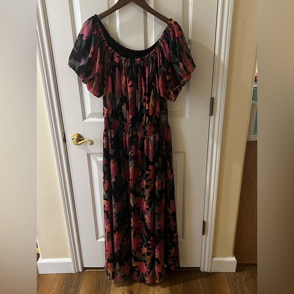 NWT Vince Camuto Puff Sleeve Off the Shoulder Midi Dress in Pink & Black Floral - Picture 5 of 5